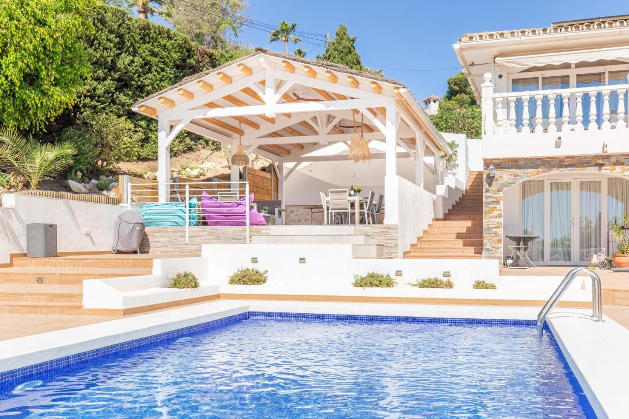 Modern Independent Studio Apt In Luxury Villa ベナルマデナ エクステリア 写真